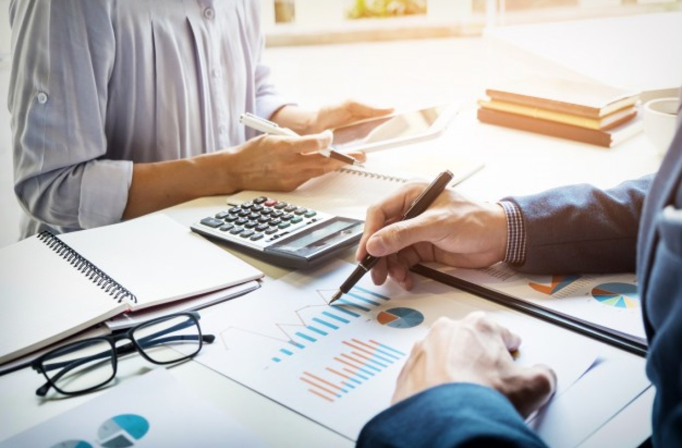 LA IMPORTANCIA DE LAS HERRAMIENTAS FINANCIERAS EN EL MUNDO DE LOS NEGOCIOS